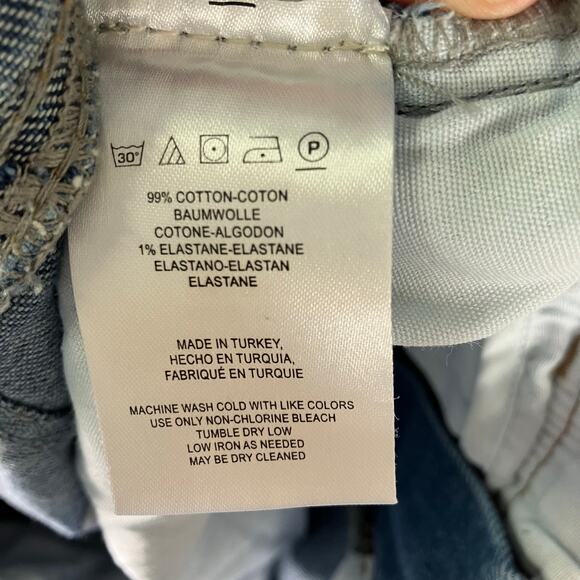 Free People Blue Distressed Denim Mini Skirt Size 8 Raw Hem Belted Waist - Picture 12 of 16